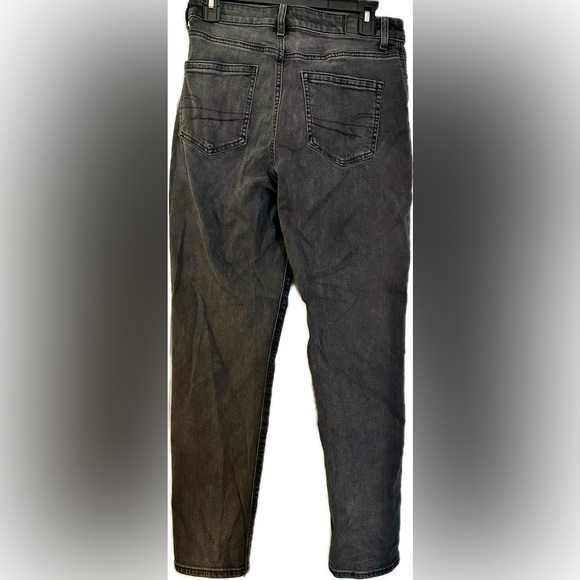 Women's American Eagle Outfitters Mom Jeans - Picture 2 of 4